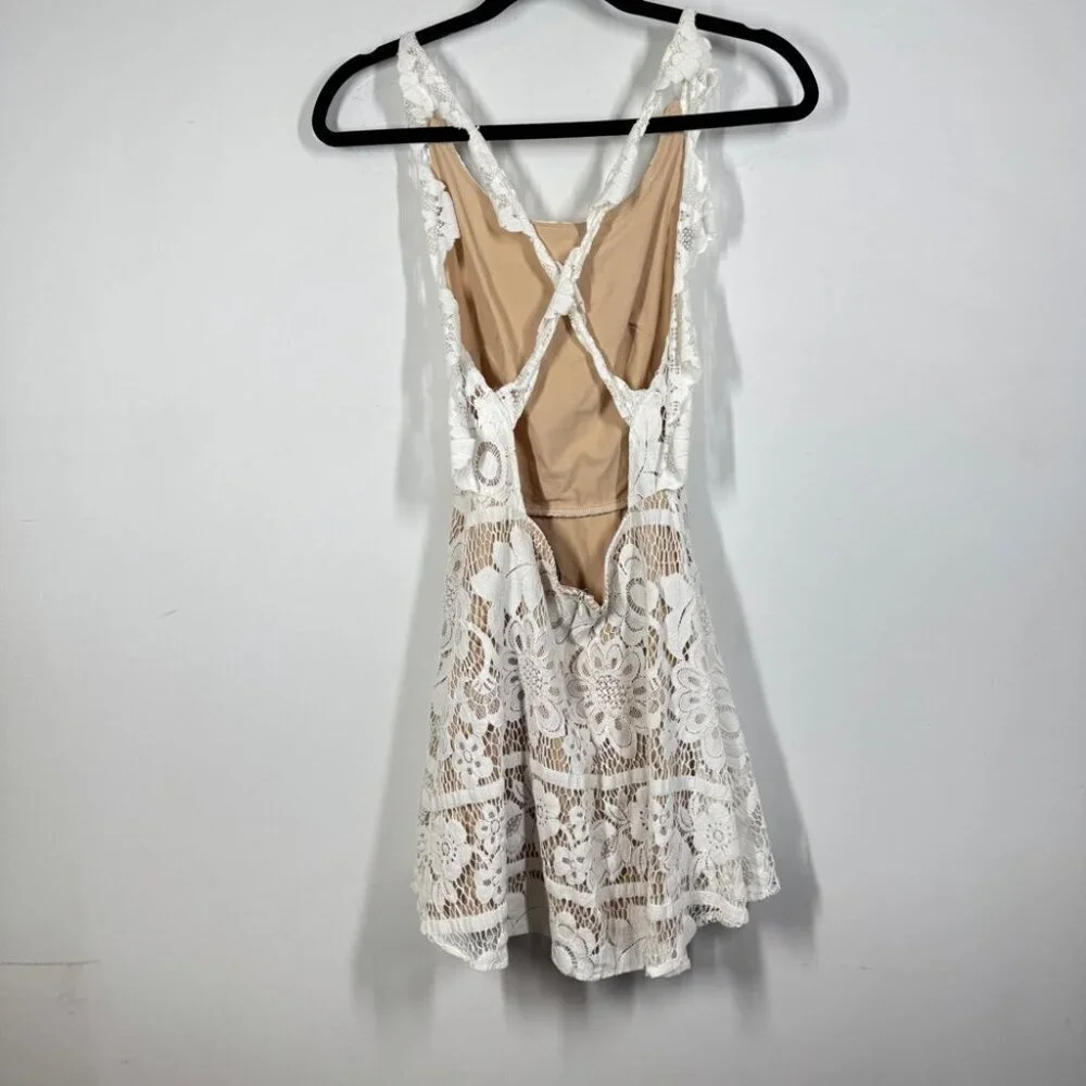 For Love & Lemons White Lace Fit Flare Sleeveless Dress Lined Boho Festival XS - Picture 10 of 15